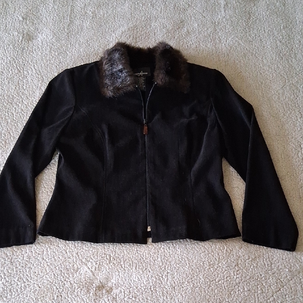 Vintage Positive Attitude Black Jacket with Faux Fur Collar 10P